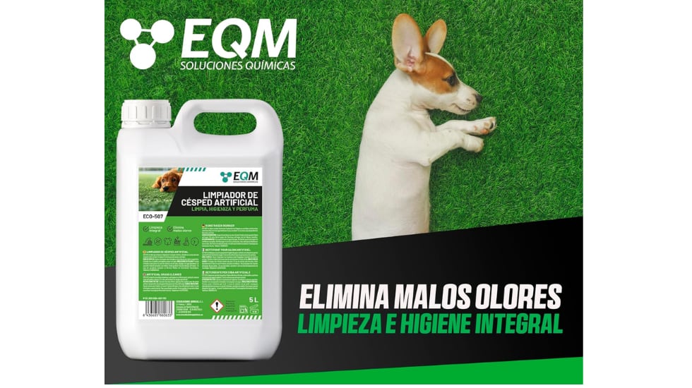 Este limpiador de césped artificial elimina los malos olores.