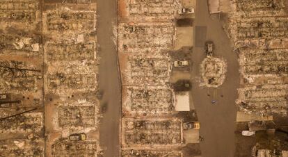 Vista aérea de un vecindario tras el incendio Camp Fire producido en Paradise, California (EE UU), el 15 de noviembre de 2018.