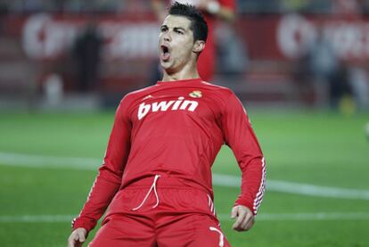 Cristiano Ronaldo celebra el primer gol del partido.