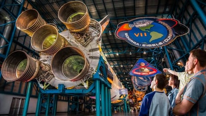 En el Kennedy Space Center de Florida se puede ver un cohete del programa Apolo que nunca se llegó a lanzar.