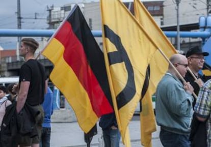 Miembros de Generación Identitaria se manifiestan en Berlín contra la inmigración, el 17 de junio de 2016.