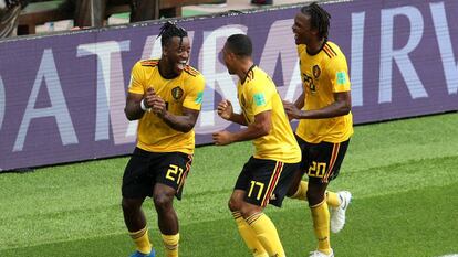 Batshuayi, 21, comemora quinto gol da Bélgica na partida