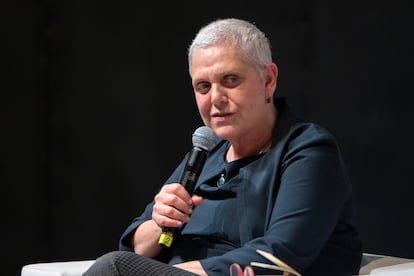 La escritora y periodista italiana Paola Caridi, en la feria del libro de Turín, el pasado 17 de mayo.