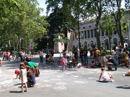 Pintar en el asfalto como vía de expresión colectiva