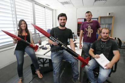 From left, Ana Cortijo, Ra&uacute;l Verd&uacute;, Ra&uacute;l Torres and Eleazar Gonz&aacute;lez at the Miguel Hern&aacute;ndez University in Elche.