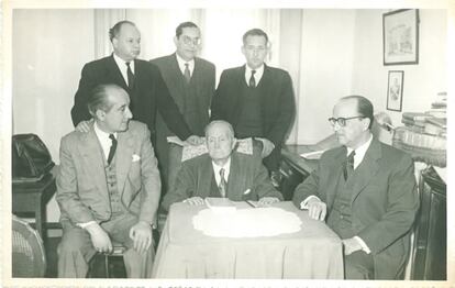 Luis Rosales con Azorín, Leopoldo Panero, Eduardo Carranza, J.M. Souvirón y José Coronel (poeta nicaragënse) en febrero 1958.