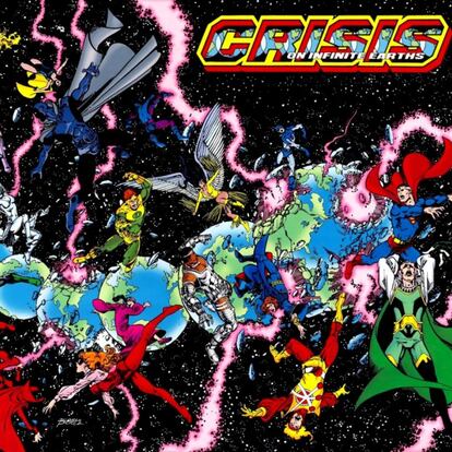 Las primeras 'Crisis en las Tierras infinitas', de 1985, fue el gran punto de inflexión del universo DC. Se hizo limpieza de tierras paralelas para acabar con una continuidad que ya llevaba funcionando décadas. Los personajes acabaron saltando a un solo planeta y DC comenzó desde cero para nuevos lectores.