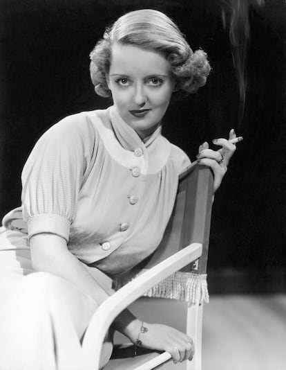 La actriz Bette Davis en un relato de los años treinta.