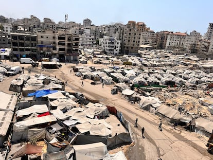 Imagen del bario de Al Rimal, al oeste de la ciudad de Gaza tomada este sábado.
