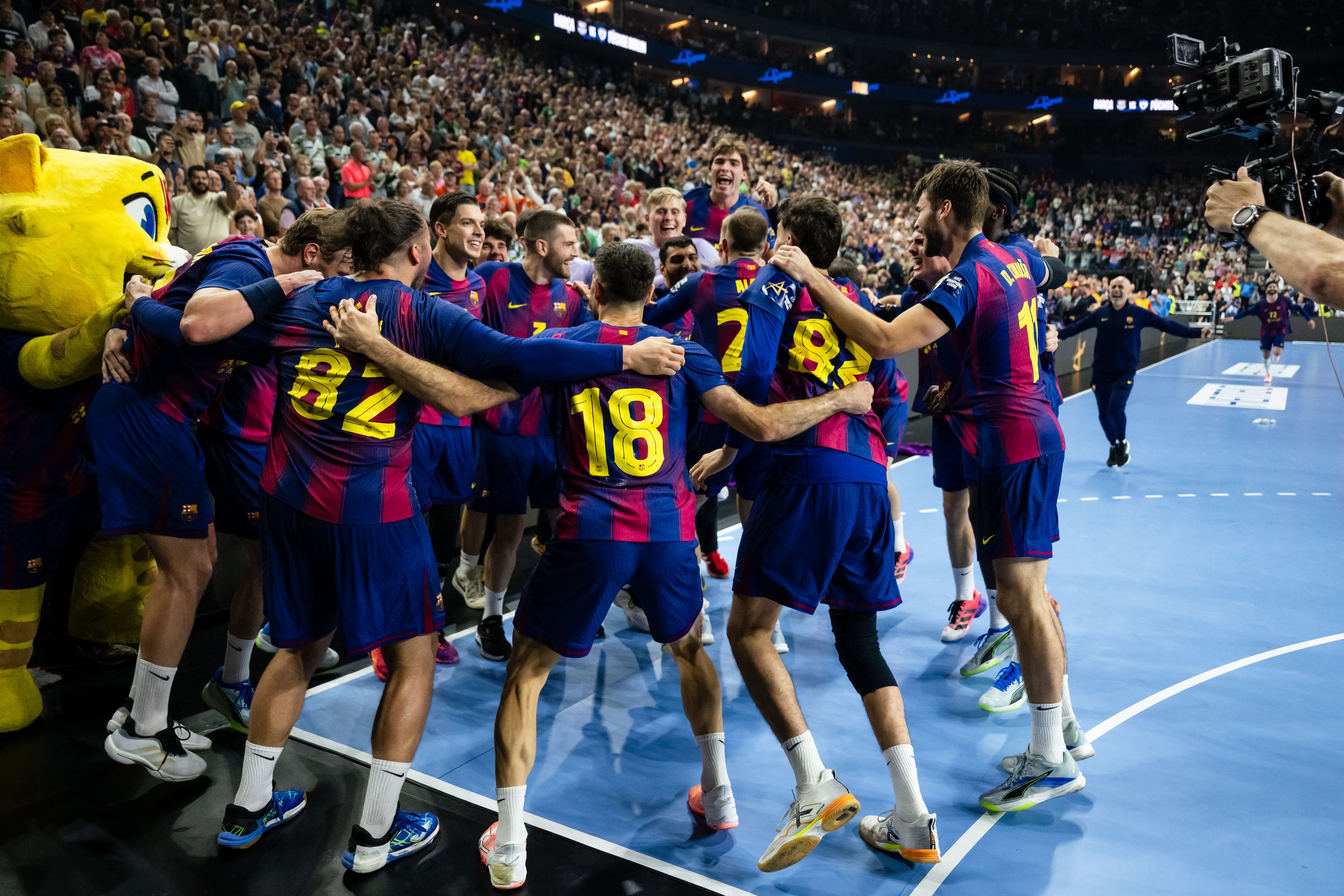 El Barça supera todo y se proclama campeón de Europa de balonmano
