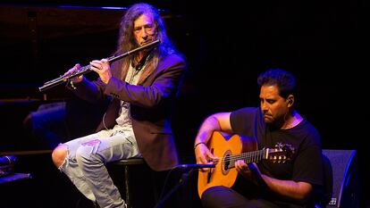 Niño Josele y Jorge Pardo actúan en el Kursaal durante el festival Jazzaldia.