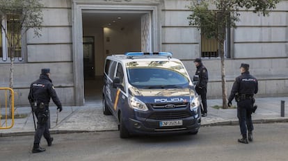 Un furgón policial en una imagen de archivo.