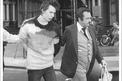 Sid Vicious, arrestado tras conocerse el asesinato de Spungen.