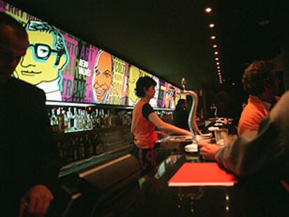 El bar de Calle 54, que toma el nombre de la película sobre músicos del jazz latino dirigida por Fernando Trueba, uno de los promotores del local.