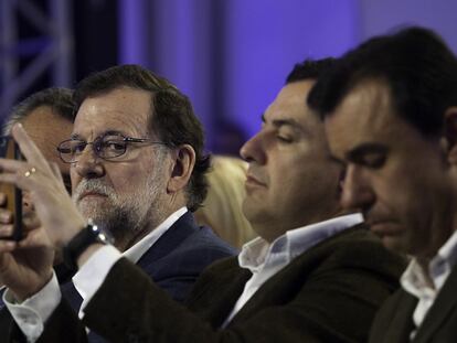 El Presidente en funciones, Mariano Rajoy, durante la Convención del PP en Sevilla.
