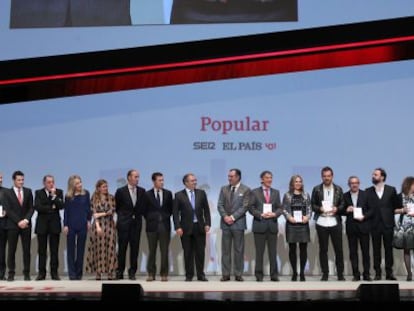 Fotografía de familia de los Premios Somos Empresa con los premiados y el jurado.