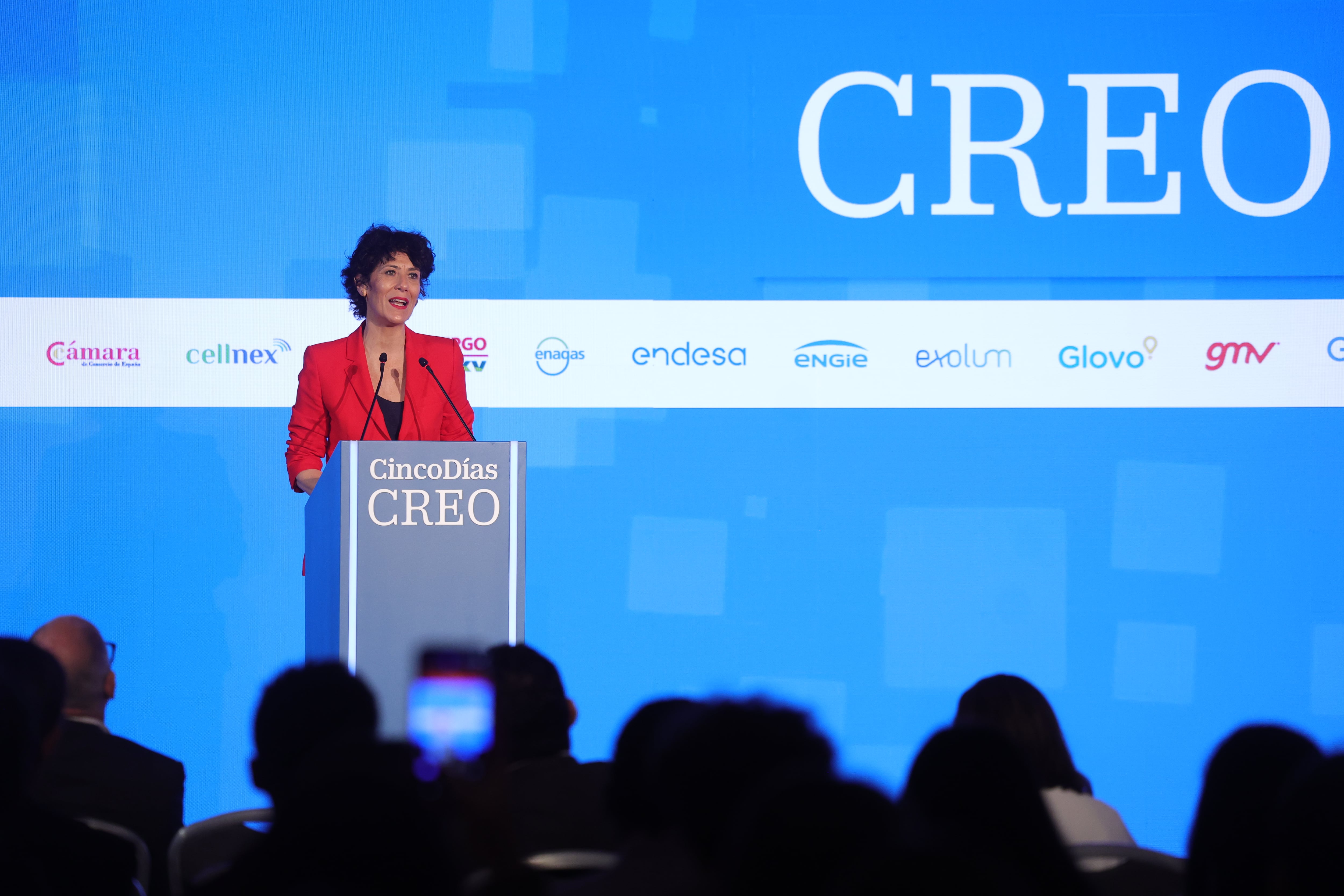 La segunda jornada del Foro CREO, en directo | Elma Saiz, “Las reformas deben ser duraderas en el tiempo, ya que remar juntos nos llevará más lejos”