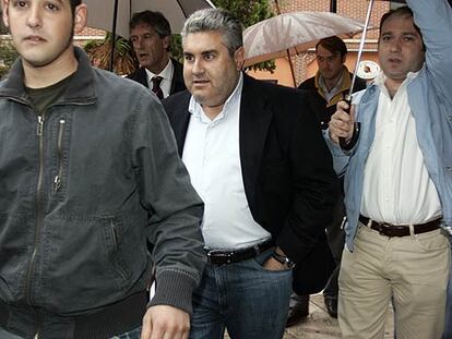 El ex alcalde de Ciempozuelos Pedro Antonio Torrejón, en las inmediaciones de los juzgados de Valdemoro.
