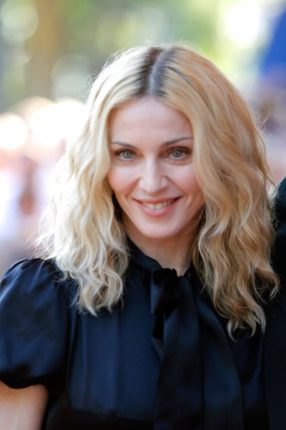 Ella siempre fiel a sus raíces: Madonna lleva desde los 80 descuidando su tinte alegremente.