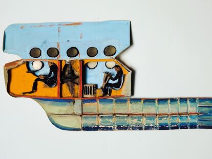 <i>Volnovik</i> (1935), maqueta móvil de Piotr Mitúrich, de la exposición <i>Caballería Roja,</i> en La Casa Encendida de Madrid.