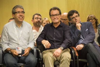 Francesc Homs, Artur Mas y Carles Puigdemont.