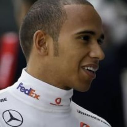 Lewis Hamilton momentos antes de empezar una carrera