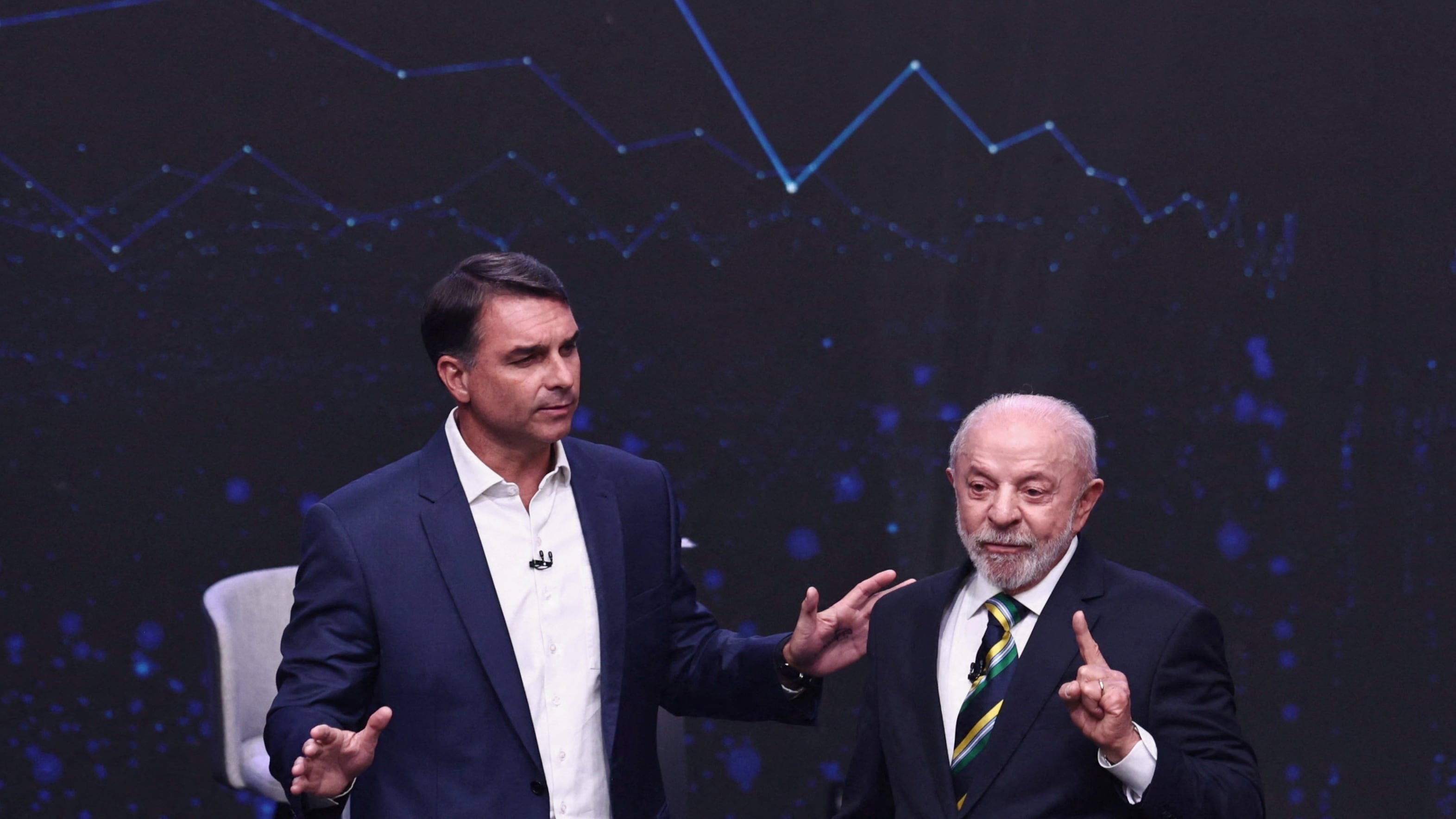 Bolsonaro se lanza contra Lula en un primer debate muy bronco