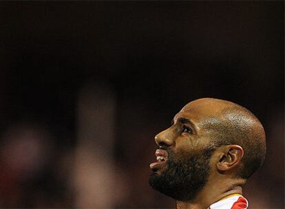 Kanoute durante el partido.