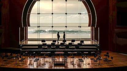 Auditorio canario con vistas al mar, sede del FIMC.