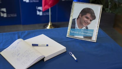 Un libro de condolencias en memoria de Ignacio Echeverría, víctima de los atentados de Londres.