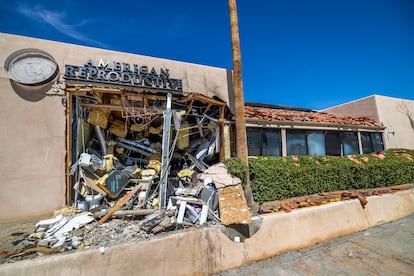 Fachada del American Reproductive Centers en Palm Springs, California, el 22 de mayo de 2025.