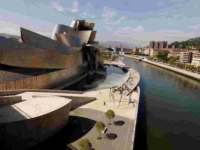 Mañana de domingo (soleada) en Bilbao