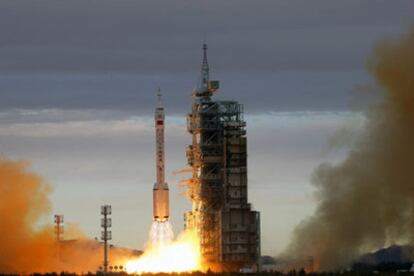 Momento del despegue de la nave <i>Shenzhou VI.</i>