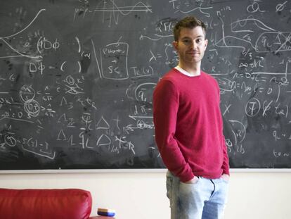 Eduardo Gonzalo Badía, físico teórico, en la Universidad Autónoma de Madrid.