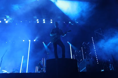 La banda Queens of the Stone Age  durante su presentacion en el  festival de rock Vive Latino 2018 en la Ciudad de México el día 18 de marzo de 2018. 
