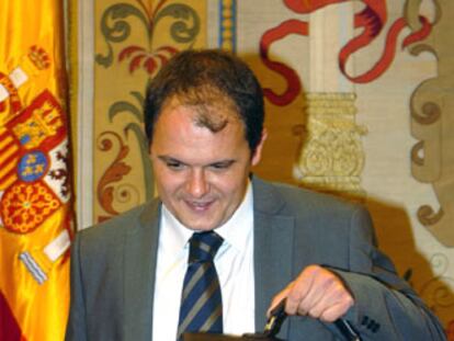 David Vegara, a su llegada a la Comisión de Presupuestos del Congreso.
