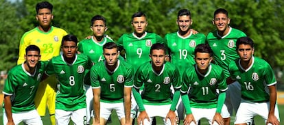 El equipo mexicano durante un partido jugado en China