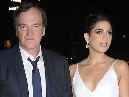 Quentin Tarantino y su novia, la cantante israel&iacute; Daniela Pick.