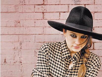 <b>Leonor Watling lleva <i>total look</i> de Magpie.</b>
