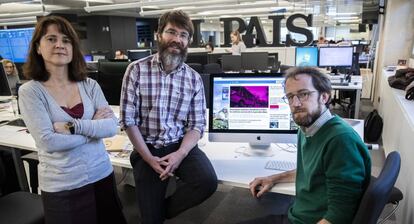 Los periodistas de EL PAÍS Lucía Abellán, Óscar Gutiérrez y Daniele Grasso.