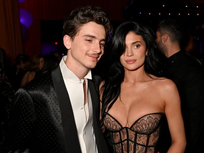 Timothée Chalamet y Kylie Jenner en la fiesta Vanity Fair de los Oscar.