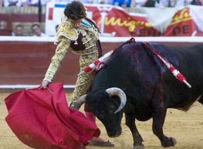 José Tomás, ayer en la corrida de la plaza de la Merced de Huelva.