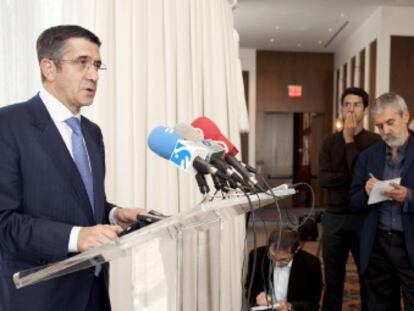 El lehendakari, Patxi López, durante un acto en Nueva York.