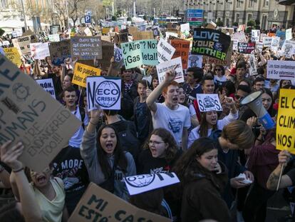 Manifestacion de jóvenes contra el cambio climático en Madrid. 