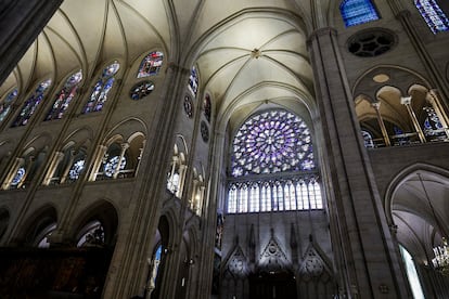  El rosetón Sur, colocado sobre la Puerta de Saint Etienne, tras su restauración. 