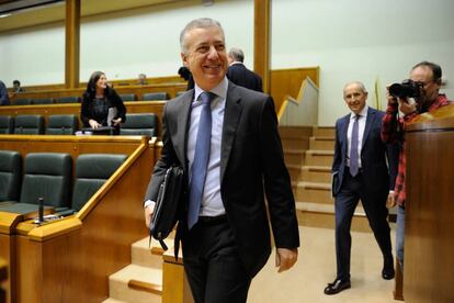 El lehendakari Urkullu, a su llegada este viernes al pleno del Parlamento vasco.