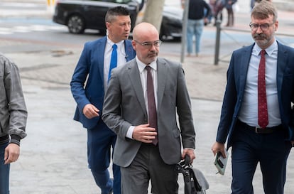 El delegado del Gobierno en la Comunidad de Madrid, Francisco Martín Aguirre, a su llegada este miércoles a los juzgados de plaza de Castilla.
