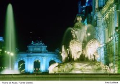 Fuente de Cibeles y Puerta de Alcal&aacute; de Madrid.