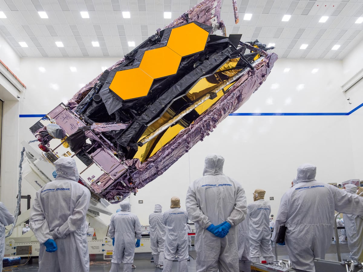 El telescopio ‘James Webb’ se aproxima a su destino final en la órbita ...