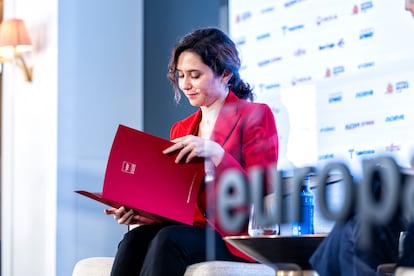 Isabel Díaz Ayuso, durante el desayuno informativo, este lunes.